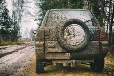 Нужно ли мыть авто в грязную погоду?